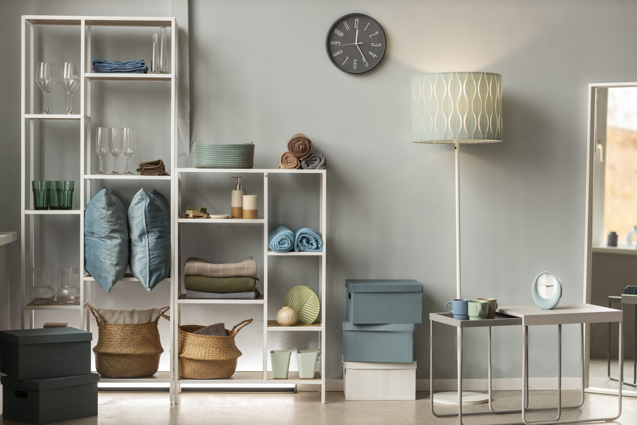 modern-shop-prepared-live-auction